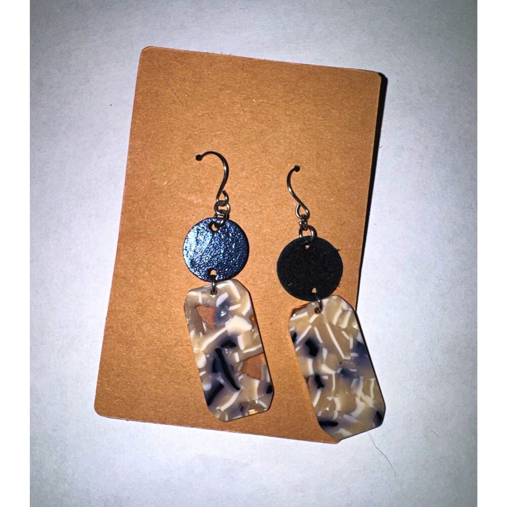 Black Disc & Gray/White Marbled Rectangle Dangle/Drop Earrings Hook Closure
